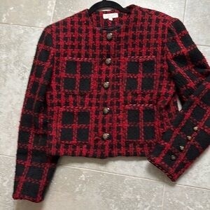 Anne taylor studio jacket fully lined size 6 
2 front pockets